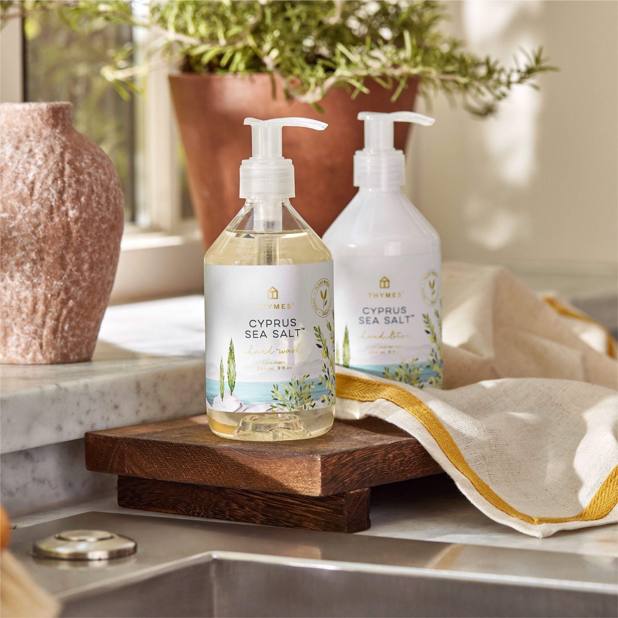3-thymes-cyprus-sea-salt-hand-wash.jpg