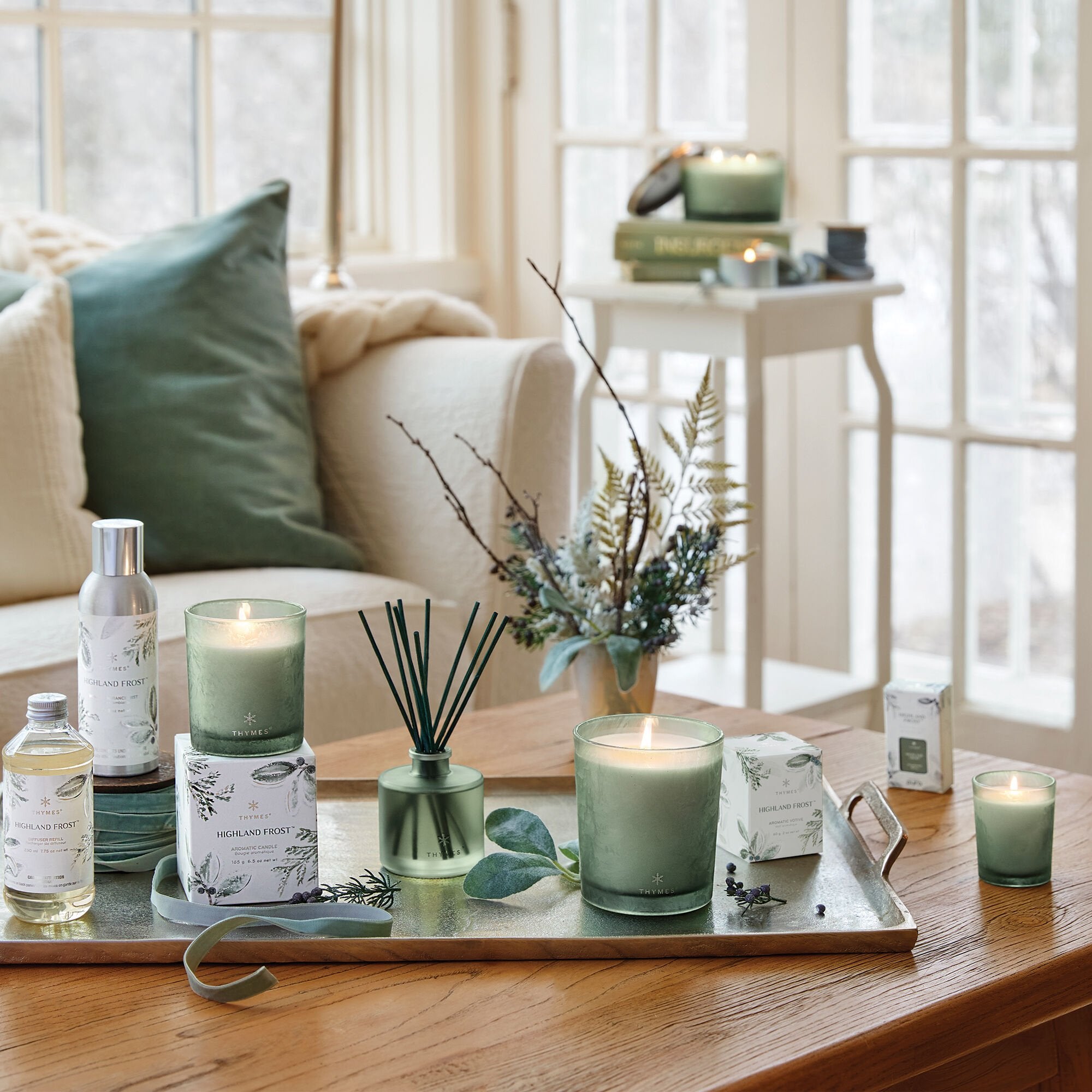 Highland_20Frost_Votive_20Candle_Web_20Alt_20Image_2.jpg