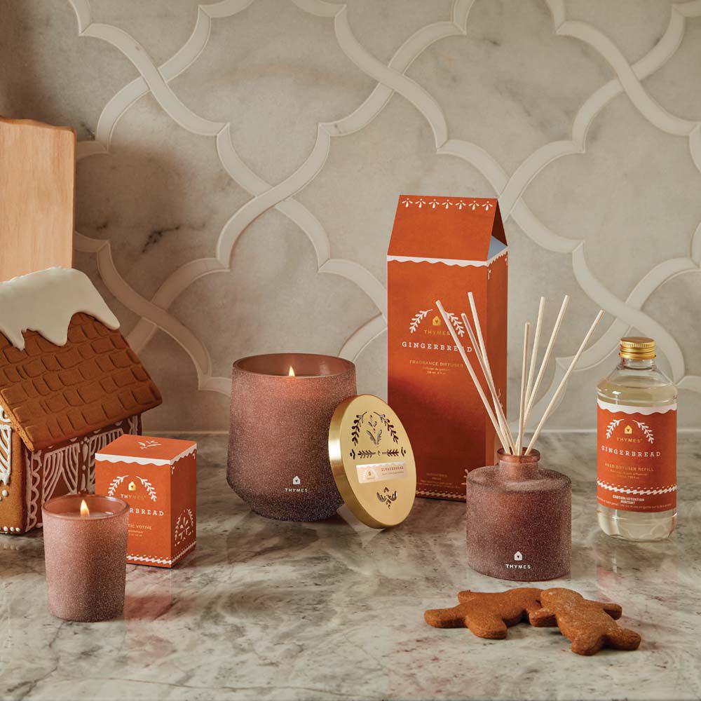 gingerbread-collection-on-counter-with-gingerbread-house-holiday-2021-1-2000x2000-1.jpg